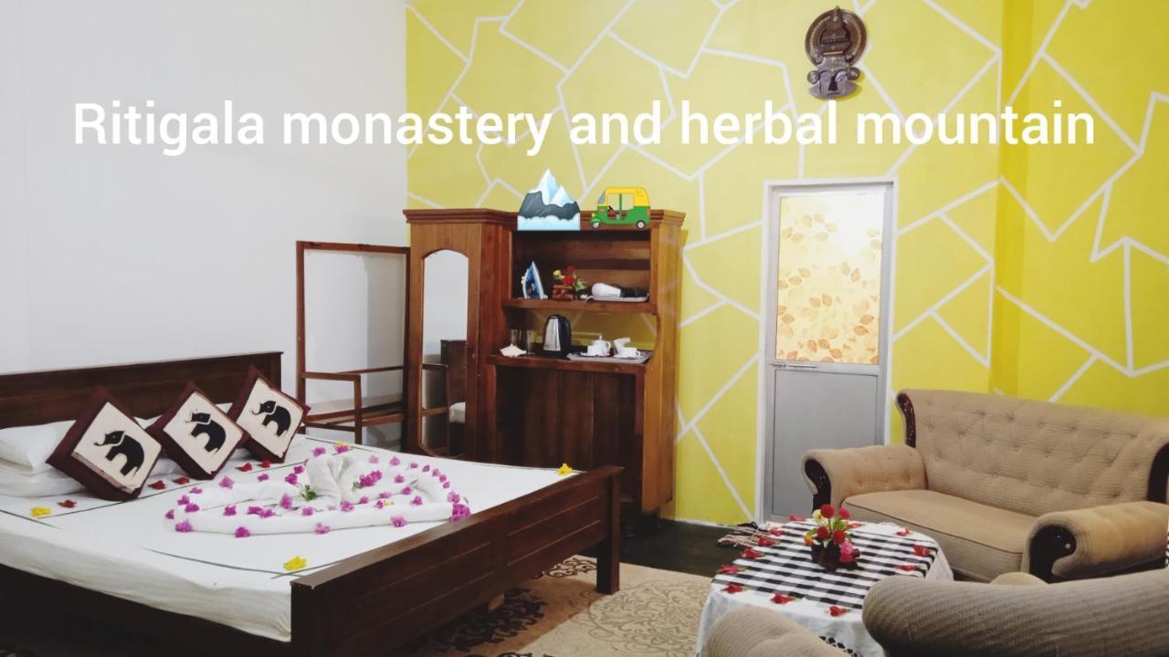 Oleena Home Stay Habarana Exteriör bild